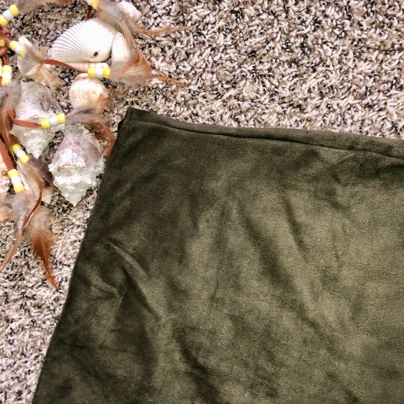 Green Fashion Nova Skirt - Picture 5 of 6